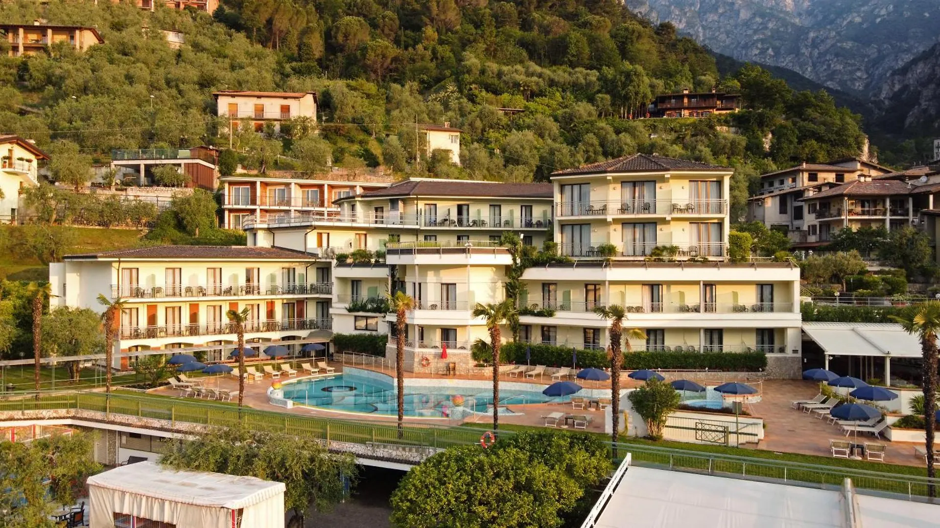 Hotel Royal Village Limone sul Garda