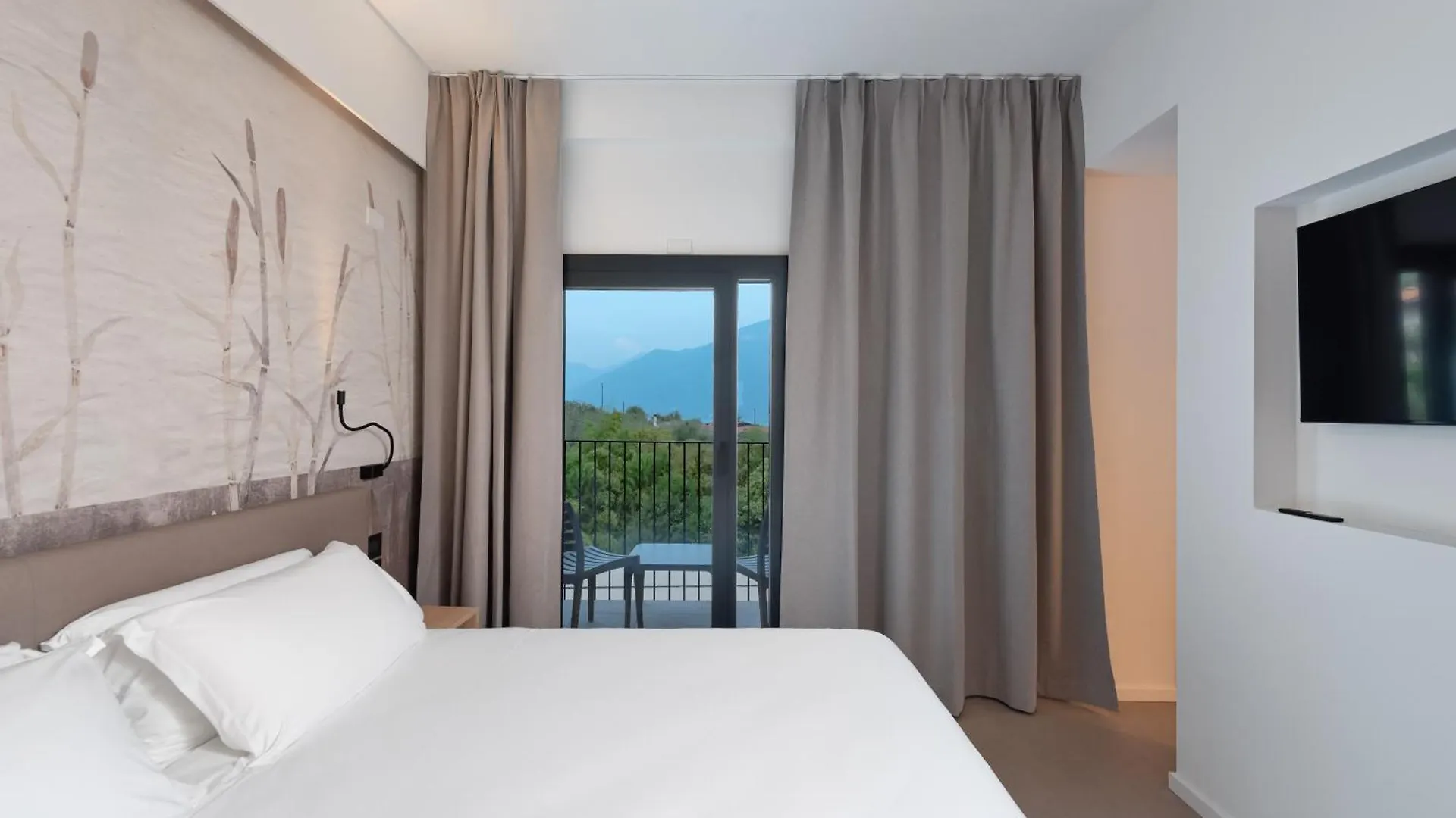 Hotel Royal Village Limone sul Garda Italien