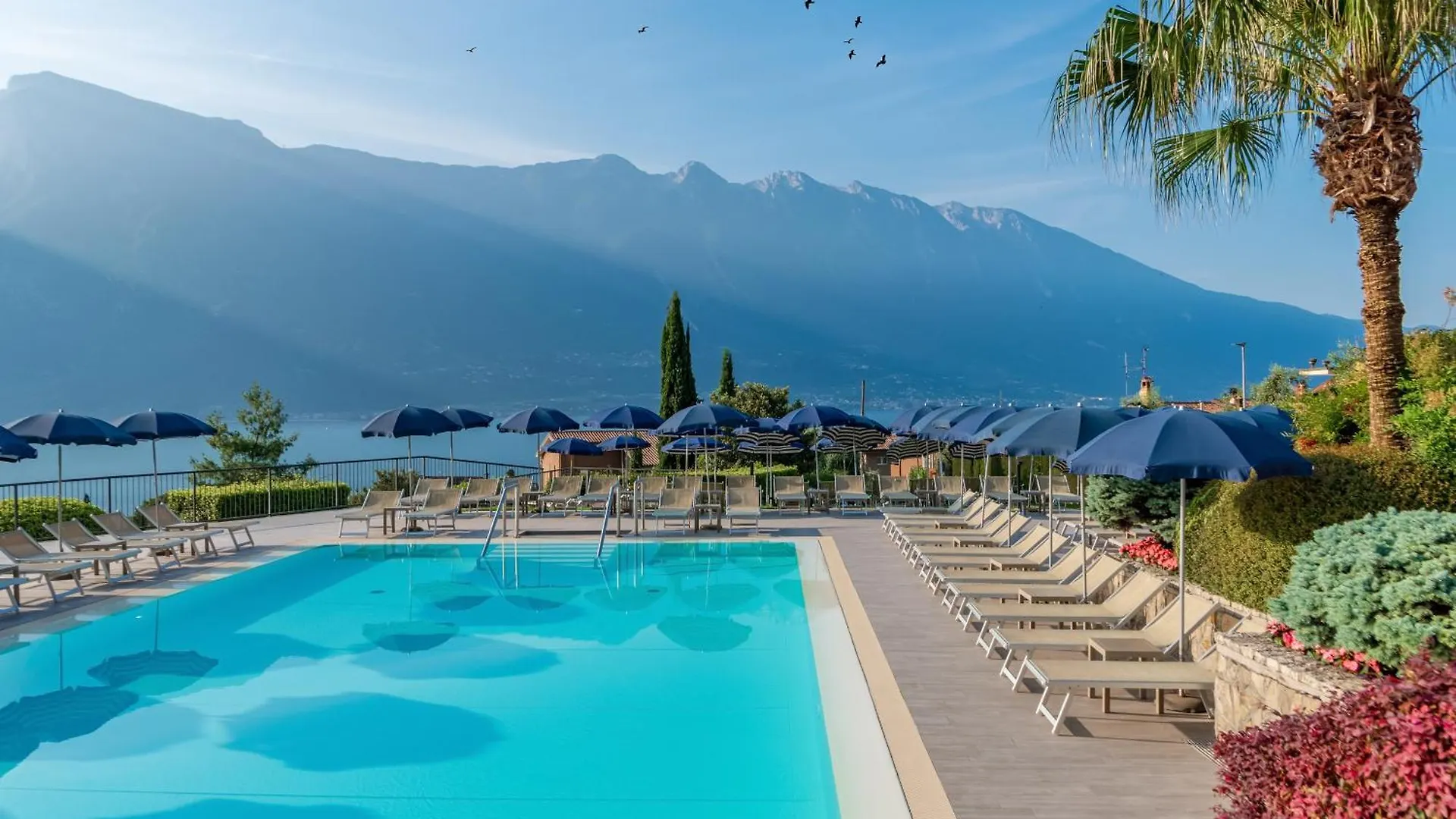 Hotel Royal Village Limone sul Garda 4*,