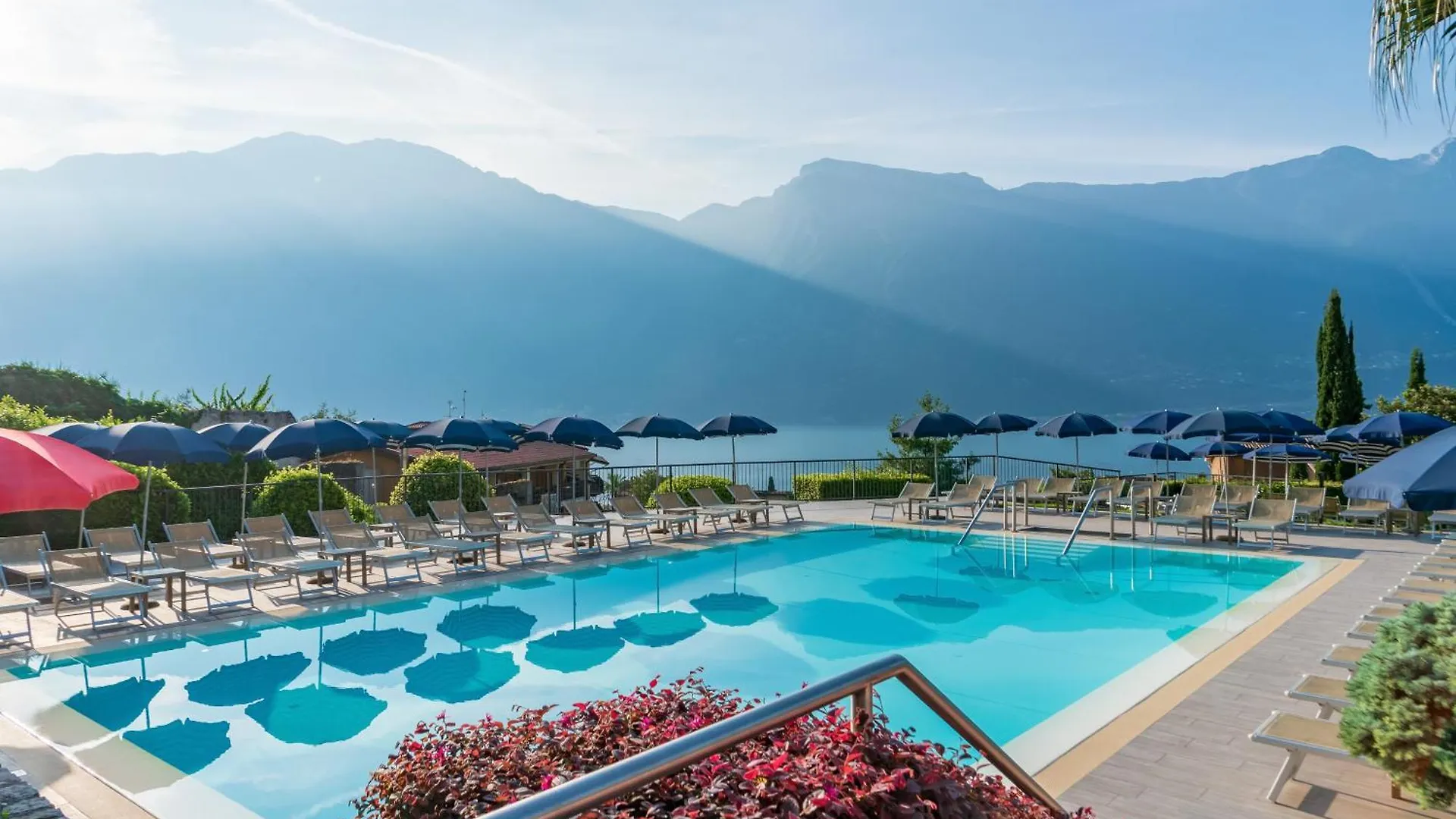 Hotel Royal Village Limone sul Garda